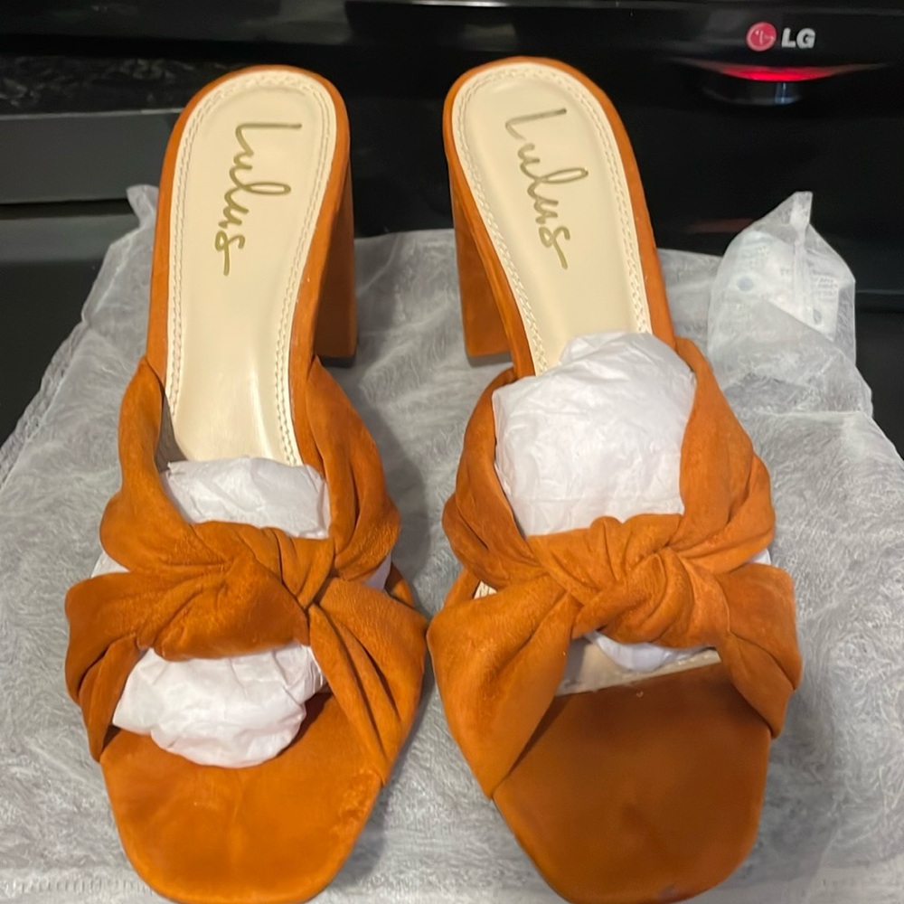 Lulus Rust suede block heel sandals. Summer must have!!!